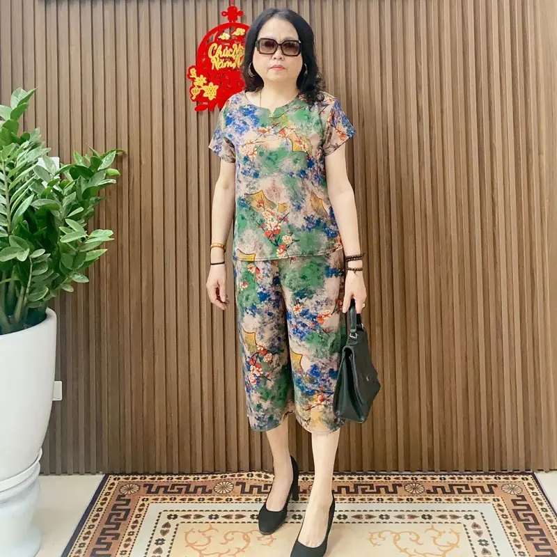 Bộ áo cộc quần lửng cho các bà các mẹ mặc ở nhà, đi chơi đi chợ từ 40-70kg - Xưởng Trung Niên68 - Nữ, Women Nhung Voi Quần Ngủ Nho Sen Dress Tre
