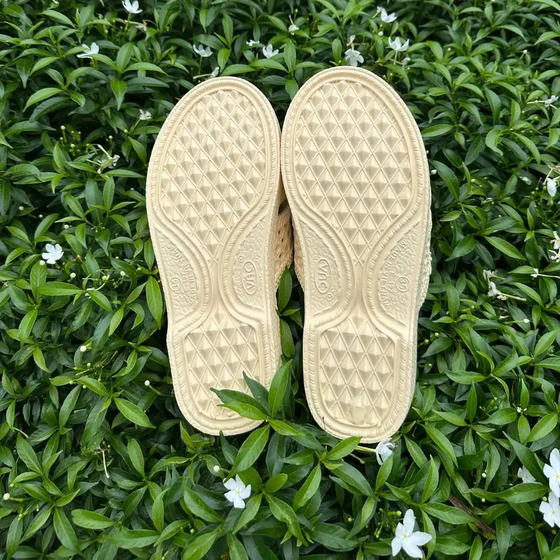 Dép tổ ong huyền thoại siêu nhẹ, dép màu KEM rất được ưu chuộng, dép dùng mang đi chơi, mang trong nhà Slipper DéP 5