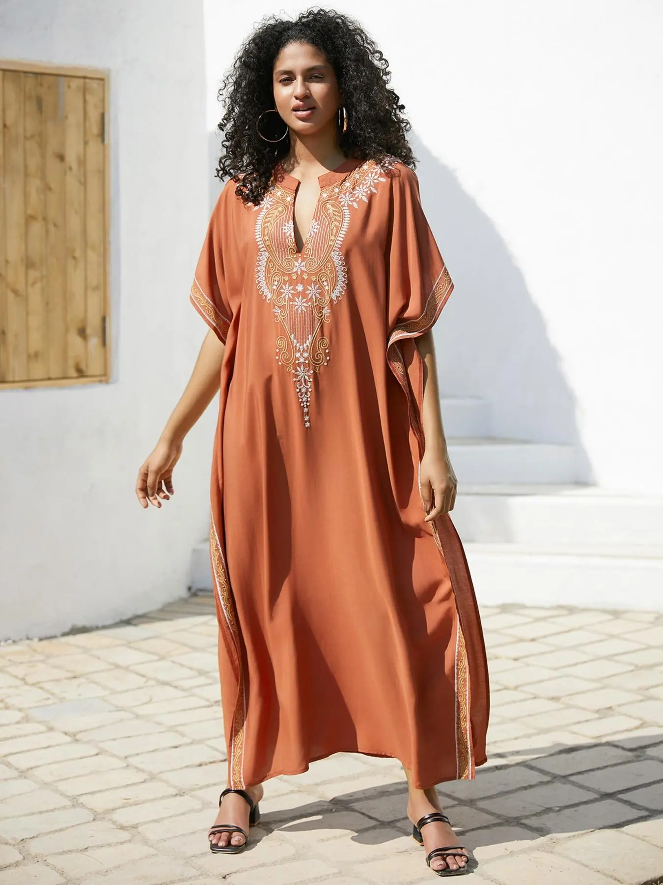 Women's Ethnic Pattern Embroidering Notched Neck Dress, Summer Clothes, Dresses Summer, Boho Loose Batwing Sleeve Long Dress for Beach Holiday, Summer Outfits 2024, Ladies Clothes for Summer