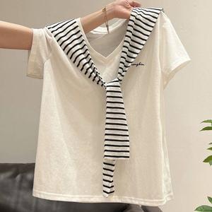 ชุดทูพีซ เสื้อยืดแขนสั้น ปักลาย ผ้าฝ้ายแท้ สีขาว คอวี ลายทาง ผ้าคลุมไหล่ สำหรับผู้หญิง ฤดูร้อน 2025 ดีไซน์ใหม่ ท๊อป