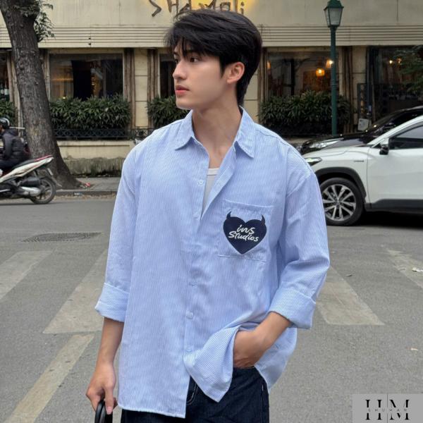 Áo sơ mi kẻ sọc oxford streetwear dài tay, in logo trái tim,  unisex SIXHUMAN HM218