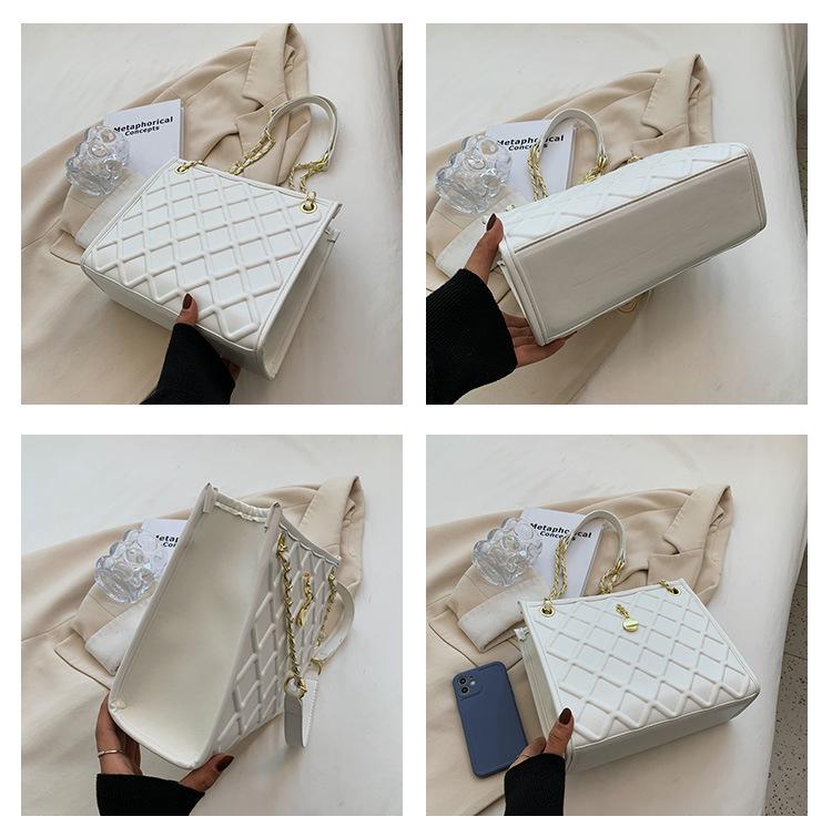 Product Introduction of Túi Kẹp Nách Đeo Vai Thời Trang Mới Mùa Hè, Thêu Kim Cương, Dây Thừng, Túi Xách, Túi Tote Dây Xích Hợp Xu hướng Dành Cho Nữ, 2024 9
