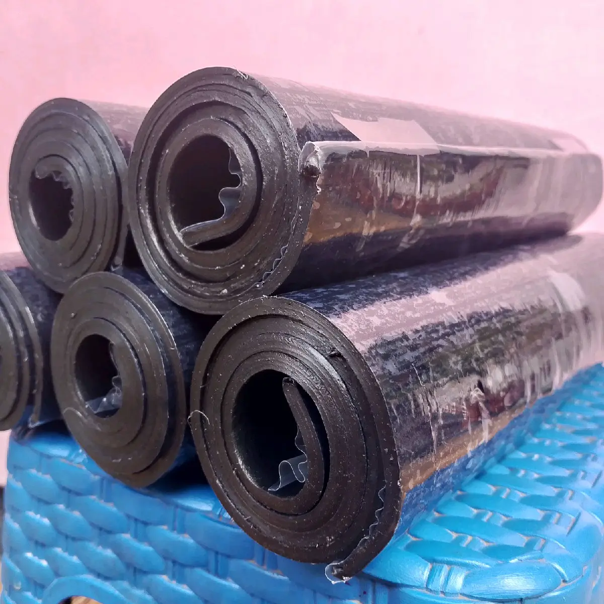 kanisir/karet tambal ban tebal 4 mm 1kg/ Tire
