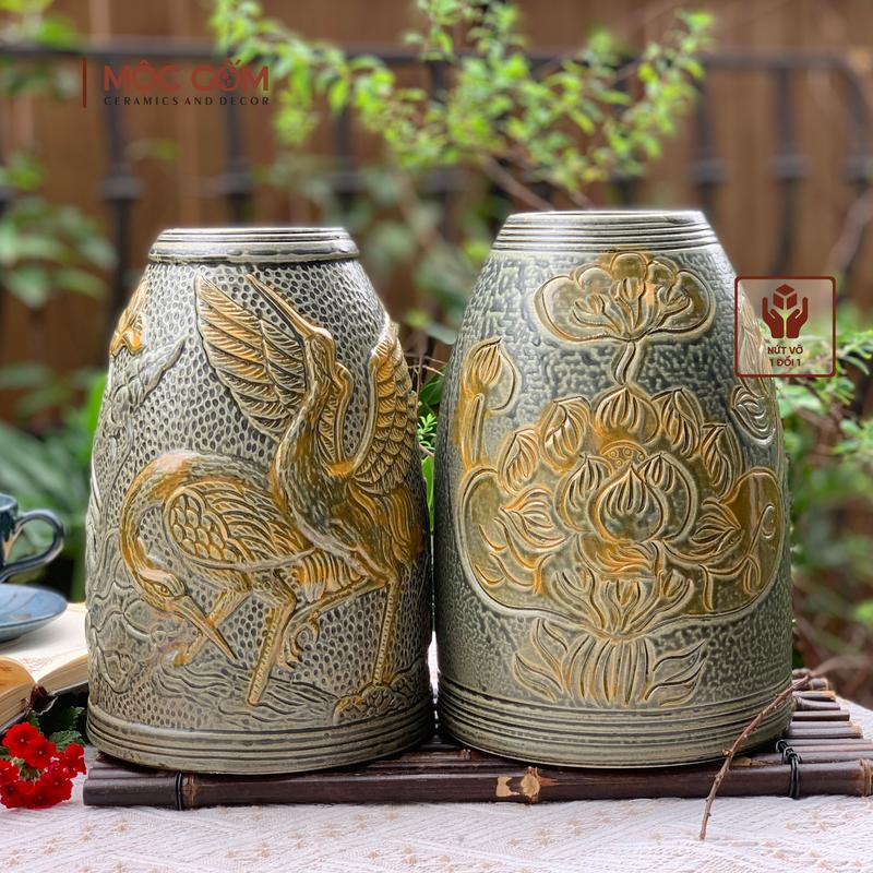 Bình hoa dáng chuông gốm men cổ làng nghề gốm sứ Bát Tràng khắc tay thủ công họa tiết đôi hạc | Mộc Gốm MG312