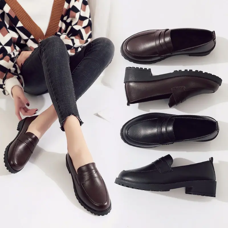 Kasut Kulit Kecil Retro Gaya INS Gadis Lembut, Sesuai untuk Pelajar Perempuan, Gaya Korea, Serba guna Ulzzang, Ringan Rata, Kasut Kerja British, 2025 Shoes
