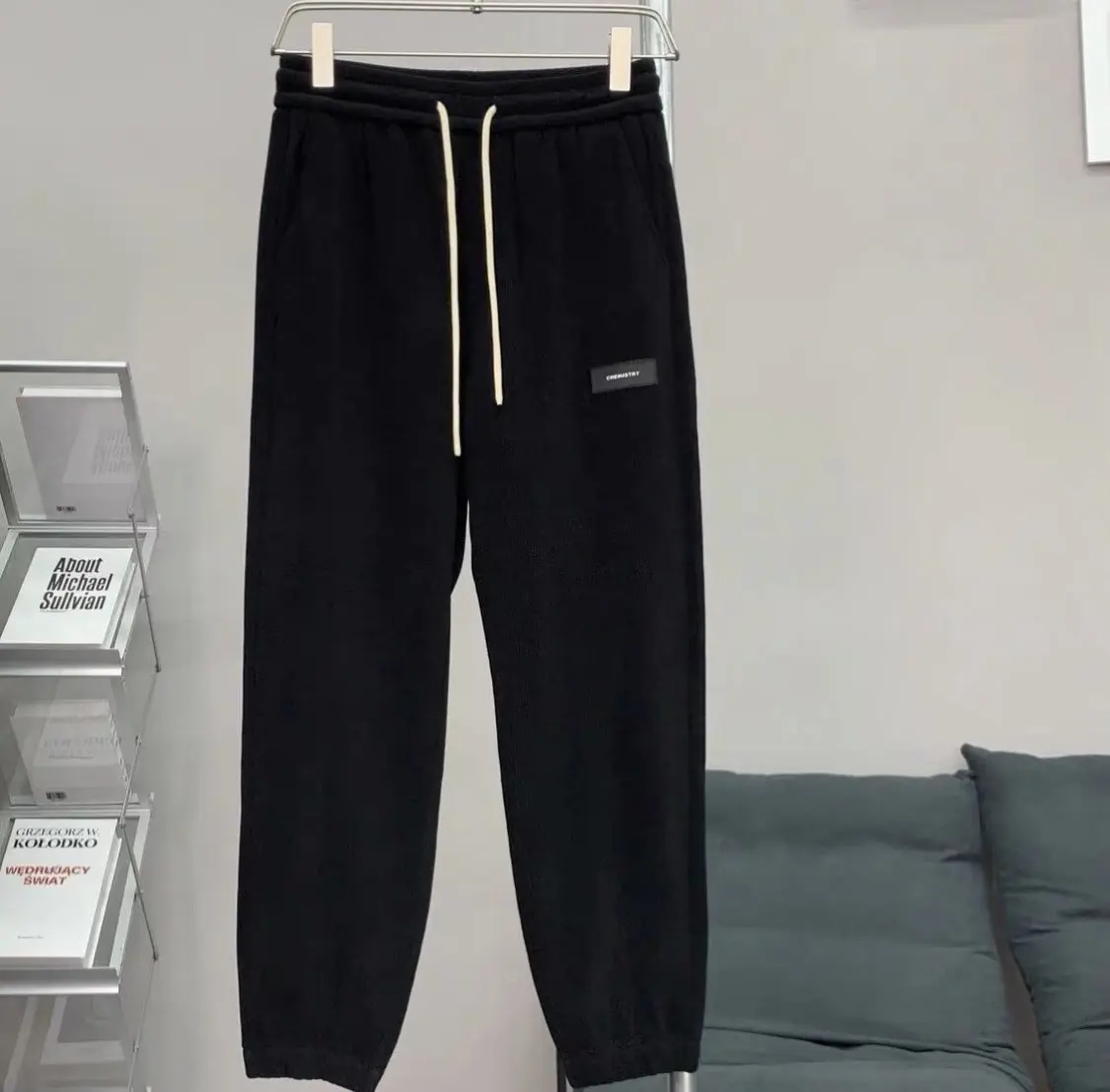 Quần JOGGER nỉ nhung tăm QCC L1