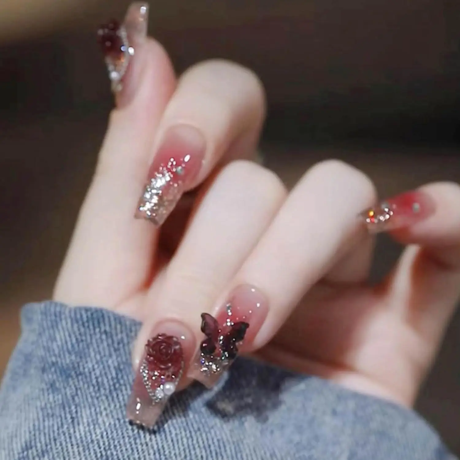 Bling Coffin Press on Nails Fake Nails Full Coverage Medium Gradient Fake Nails Suitable for Women and Girls 24 Pieces (Red Coffin)