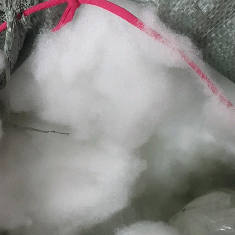 1kg gòn tơi  nhân tạo 3 chiều sợi 15D, chuyên nhồi gối , gấu bông , trang trí nhà cửa