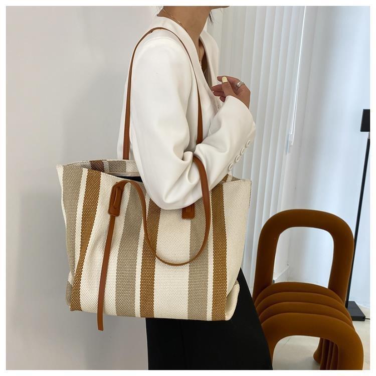Product Introduction of Túi Vải Bố, Dung Lượng Lớn, Dành Cho Nữ, Túi Tote Thời Trang Người Nổi Tiếng Trên Internet Phổ Biến Mới 2024, Thích Hợp Đi Làm Và Đi Làm, Túi Đeo Vai Lớn 14