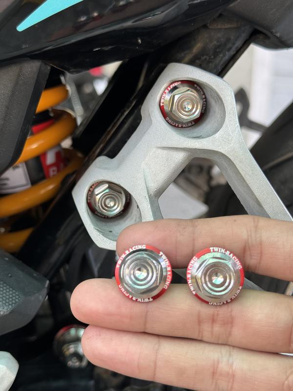 Ốc Gác Chân Inox304 Các Dòng Xe Exciter Winner Satria Sonic Rsx Blade Wave Future Không Ri Sét