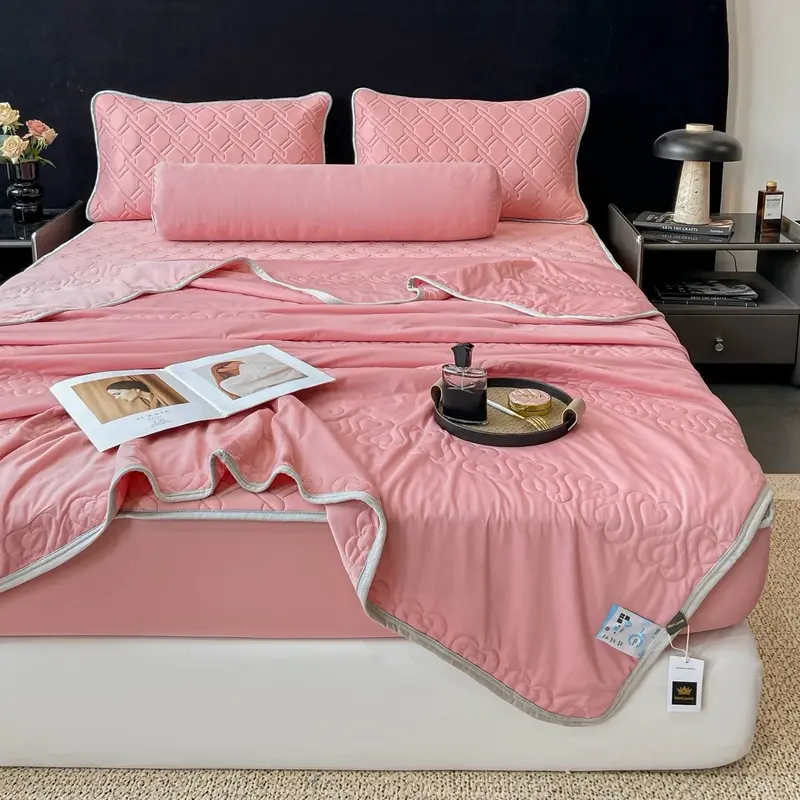 Chiếu cao su Latex Mark Jacob bọc chun kèm chăn 5 món mềm thoáng mát Rubi decor( 1 chiếu, 1 chăn, 2 vỏ gối nằm, 1 vỏ gối ôm) 6