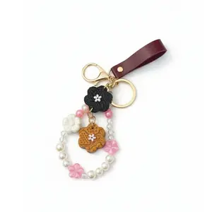 Berliano Leather Flower Beads Keychain | Gantungan Kunci | Gantungan Tas Bag Charm | Keychain Aesthetic