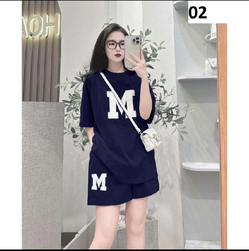 Set Bộ Đồ Nữ Cộc Chữ M Cực Xinh,Bộ Đùi Nữ Chất Đẹp Trẻ trung Cá Tính Chất Đẹp Size 40-75kg 1