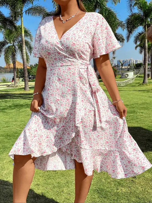 【Plus Size】 Random Ditsy Floral Print V Neck Dress, Plus Boho Fashion Casual Short Sleeve Dress for Daily Holiday Vacation Wear, Women Plus Clothing for Summer 6