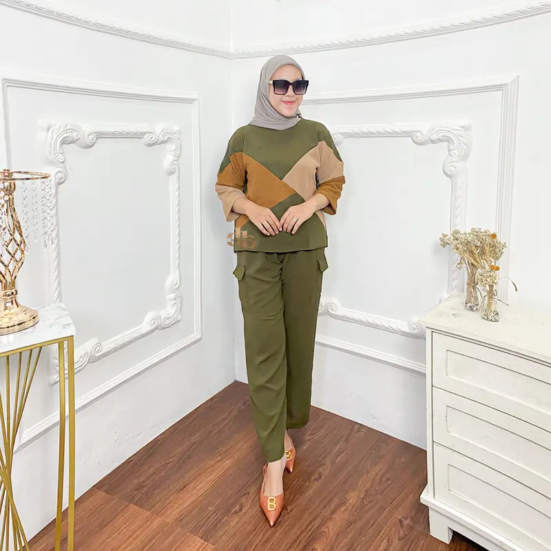 db - AURA baju setelan muslim wanita kekinian korean style remaja dewasa crinkle airflow celana panjang atasan 3/4 terbaru 2025 baju set santai Kulot Casual 2