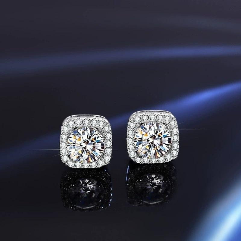 Product Introduction of Korean Style High-End Square Zircon Set 1 Carat Diamond Ring Necklace Earrings Three-Piece Set Light Luxury Brightening Versatile Valentine's Day Birthday Gift 3