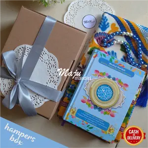 Maju Mandiri Sukamaju Promo Ramadhan Quran Terjemah Ukuran A6 Paket Lebaran Alquran Sajadah Tasbih Plus Kemasan Box muslim mutiara Mukena