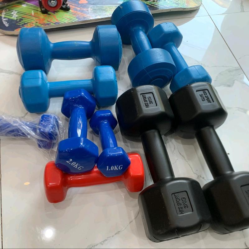 Tạ tay cao su bọc thép, tạ nhựa lõi betong siêu bền 1kg 2kg 3kg cho nữ tập Gym,…