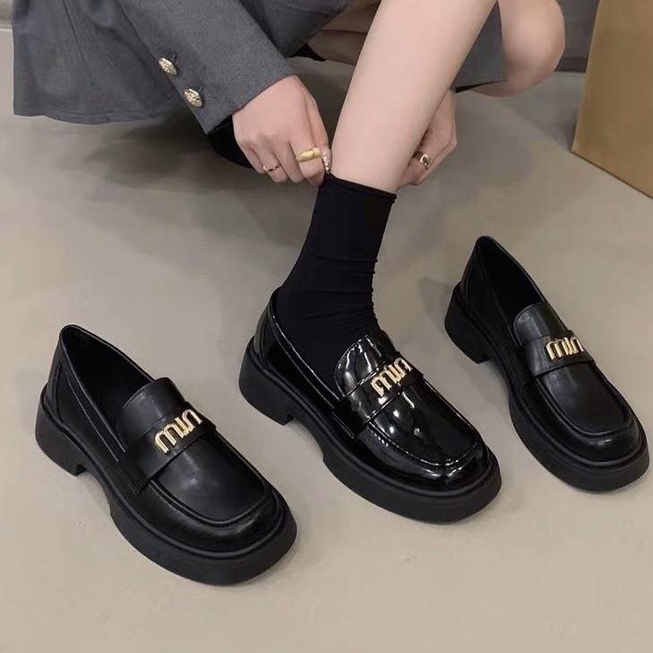 Giày LOAFER MIN nữ đế 4cm chất da bóng và da lì Shoes