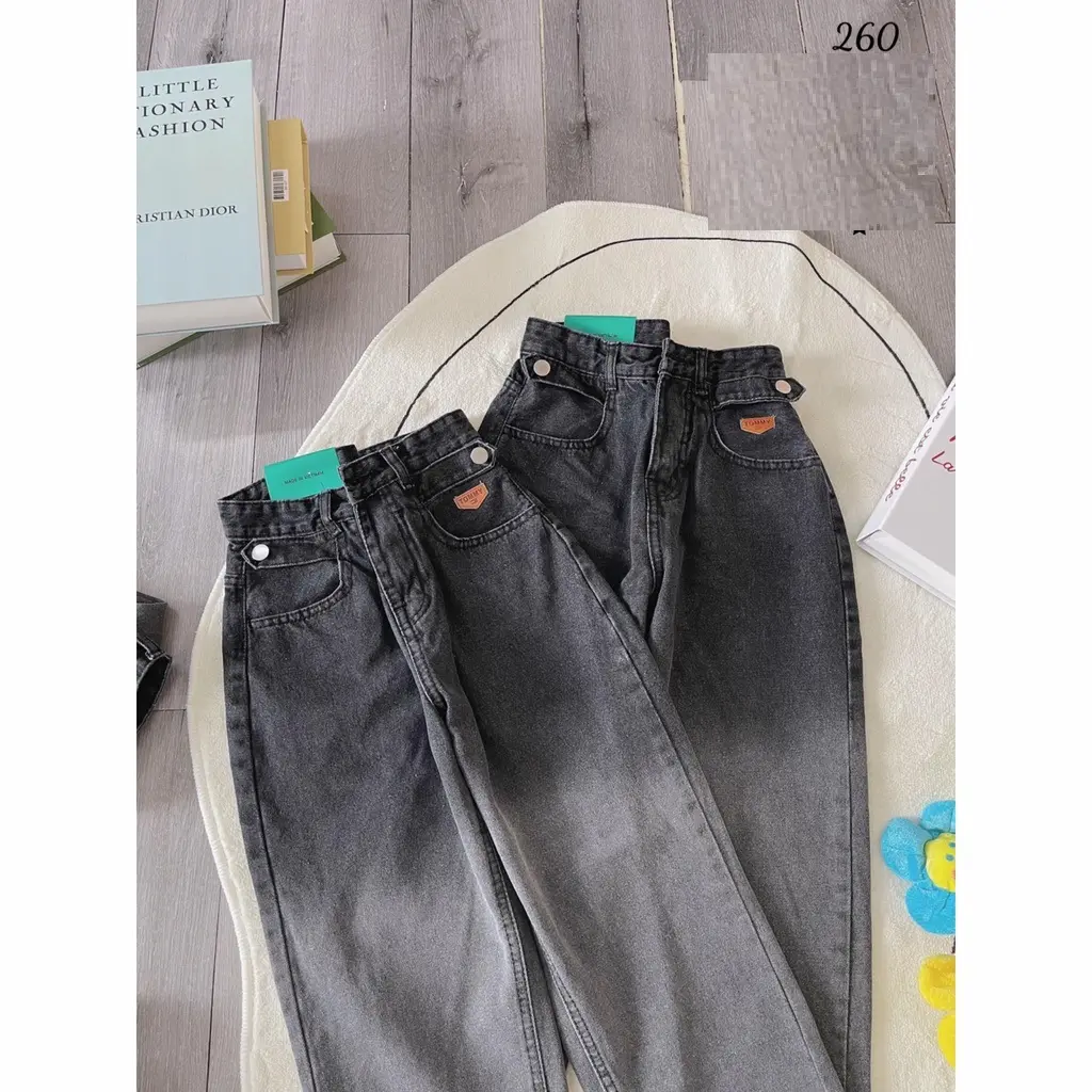 Quần bò baggy màu xám loang có bass có tag siêu cưng dành cho các bạn nữ