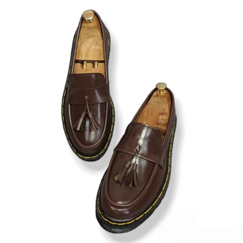 sepatu casual formal terlaris loafers pria dan wanita sepatu santai slip on hitam Pantofel 2