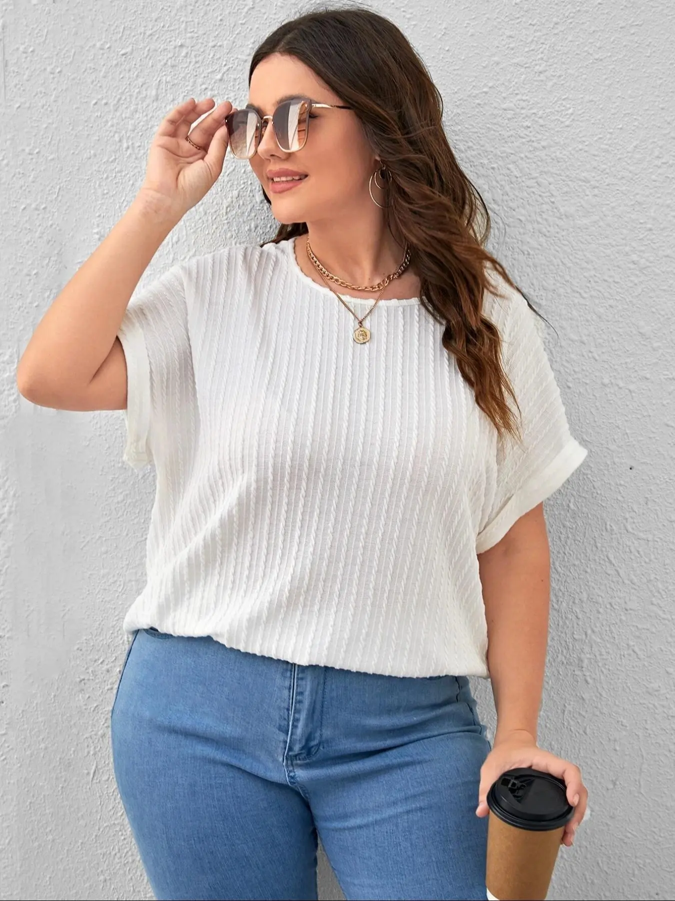 【Plus Size】 Solid Round Neck Tee, Casual Short Sleeve Crew Neck T-shirt for Daily Wear, Women Plus Clothing for All Seasons, Top, Summer Tops