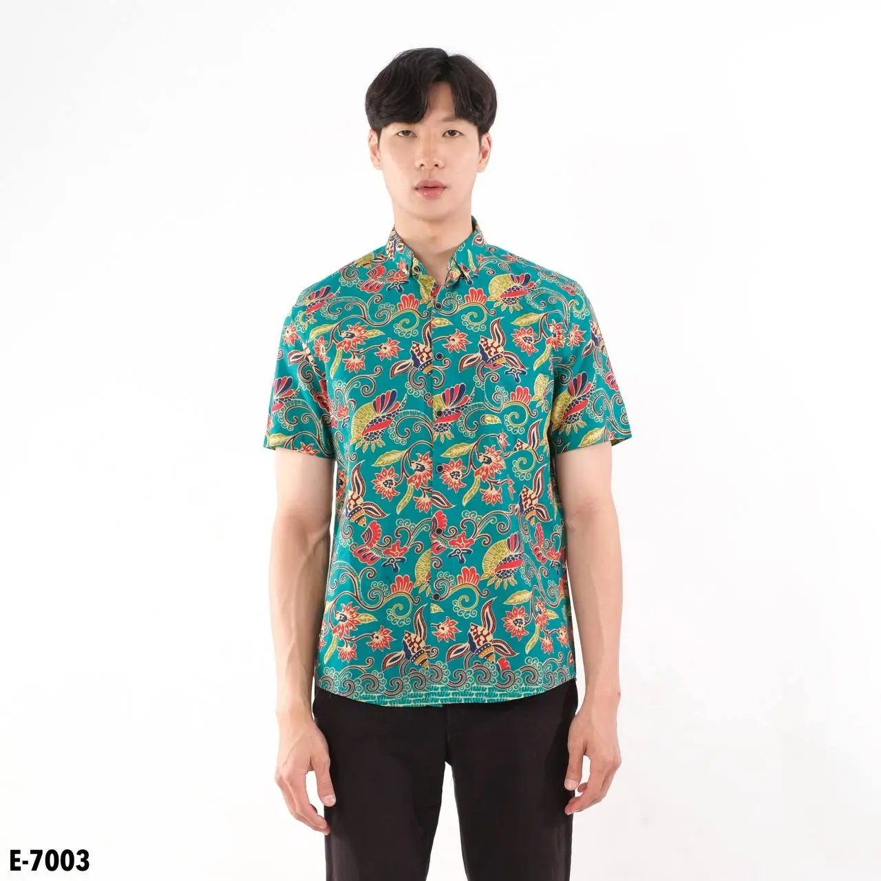 Vienta.Apparel Kemeja Batik Premium Lengan Pendek Slim Fit | Batik Pria | Batik Kondangan