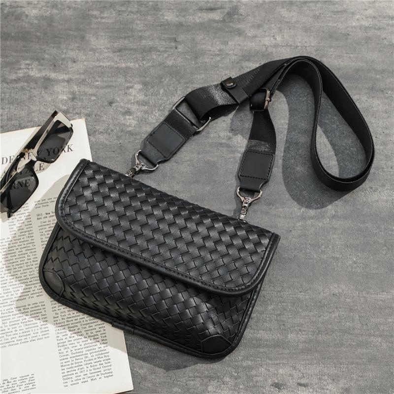 Product Introduction of Japan Fashion Braided Chest Bag Casual Shoulder Bag CrossBody Bag Tiger-head Bag 2