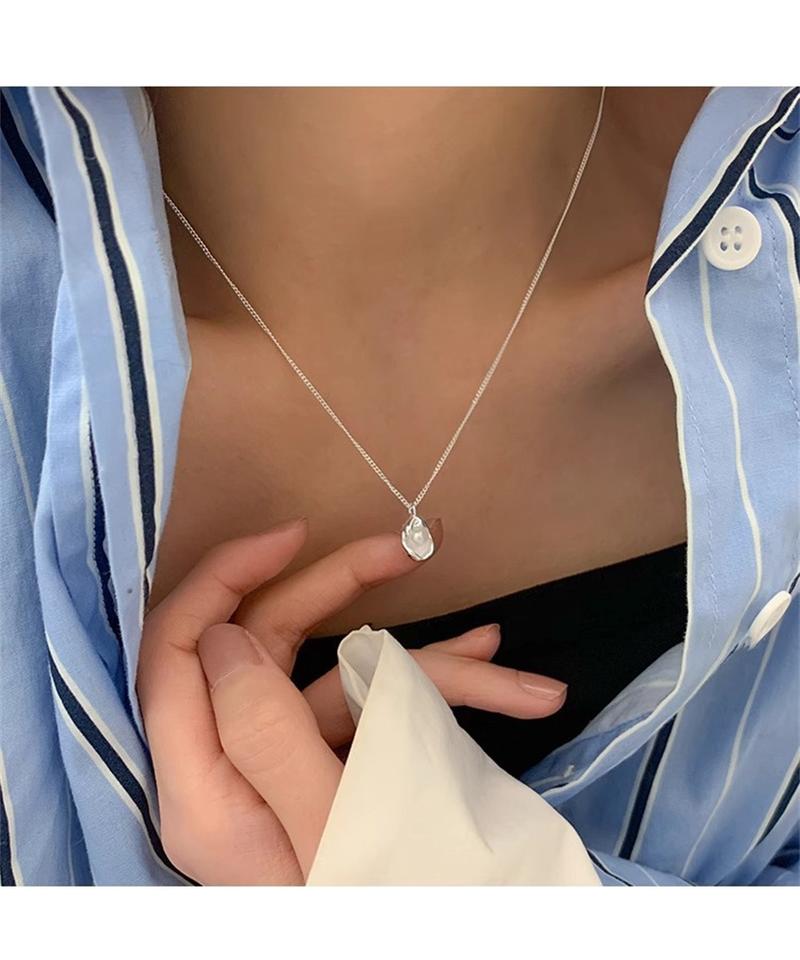 Product Introduction of S925 Pure Silver Natural Freshwater Pearl Mini Pod Necklace for Women, Simple and Niche Temperament, Exquisite Collarbone Chain Silver Decoration 11