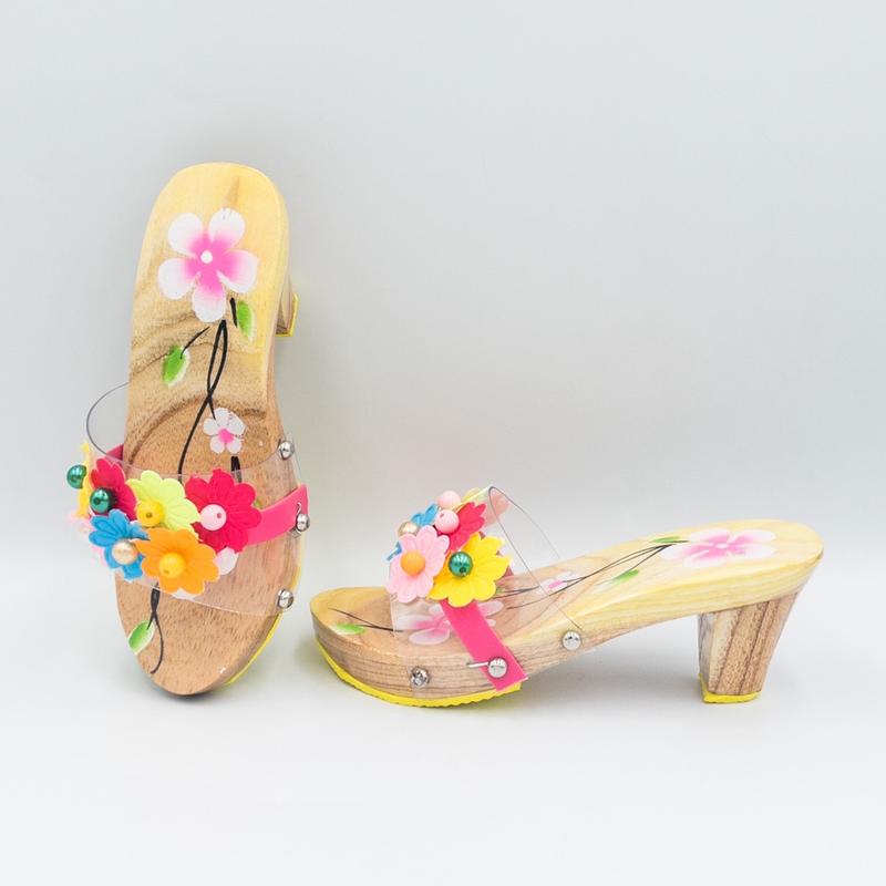 (Màu ngẫu nhiên) Guốc bé gái, dép cao gót gỗ Hoa mai (size 1 đến 6) guốc mộc quai kết hoa mặc áo dài, bà ba, diễn văn nghệ trường học