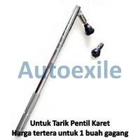 Gambar Alat Pemasang / Tarikan Pentil / Bantu Pasang Karet Tubeless Motor Mobil ke Velg Bahan Besi Panjang - Silver dari Autoexile Kota Medan 2 Tokopedia
