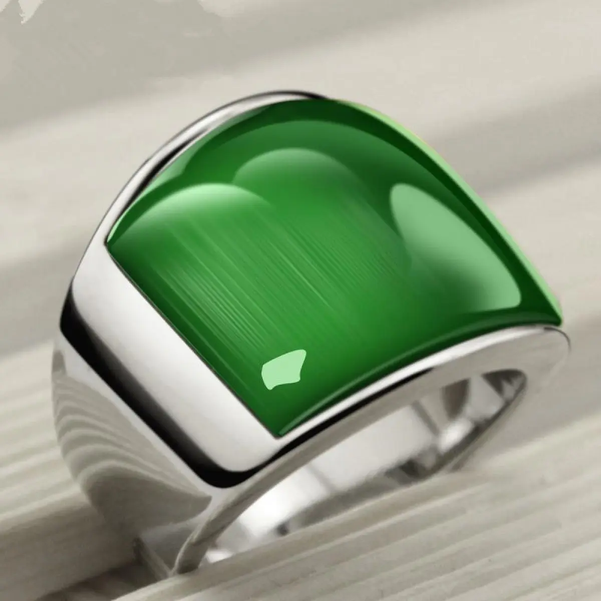 Gold Titanium Steel Ring Men Vintage Punk Ring Stainless Steel Green Opal Ring For Men Do Not Fade Ring