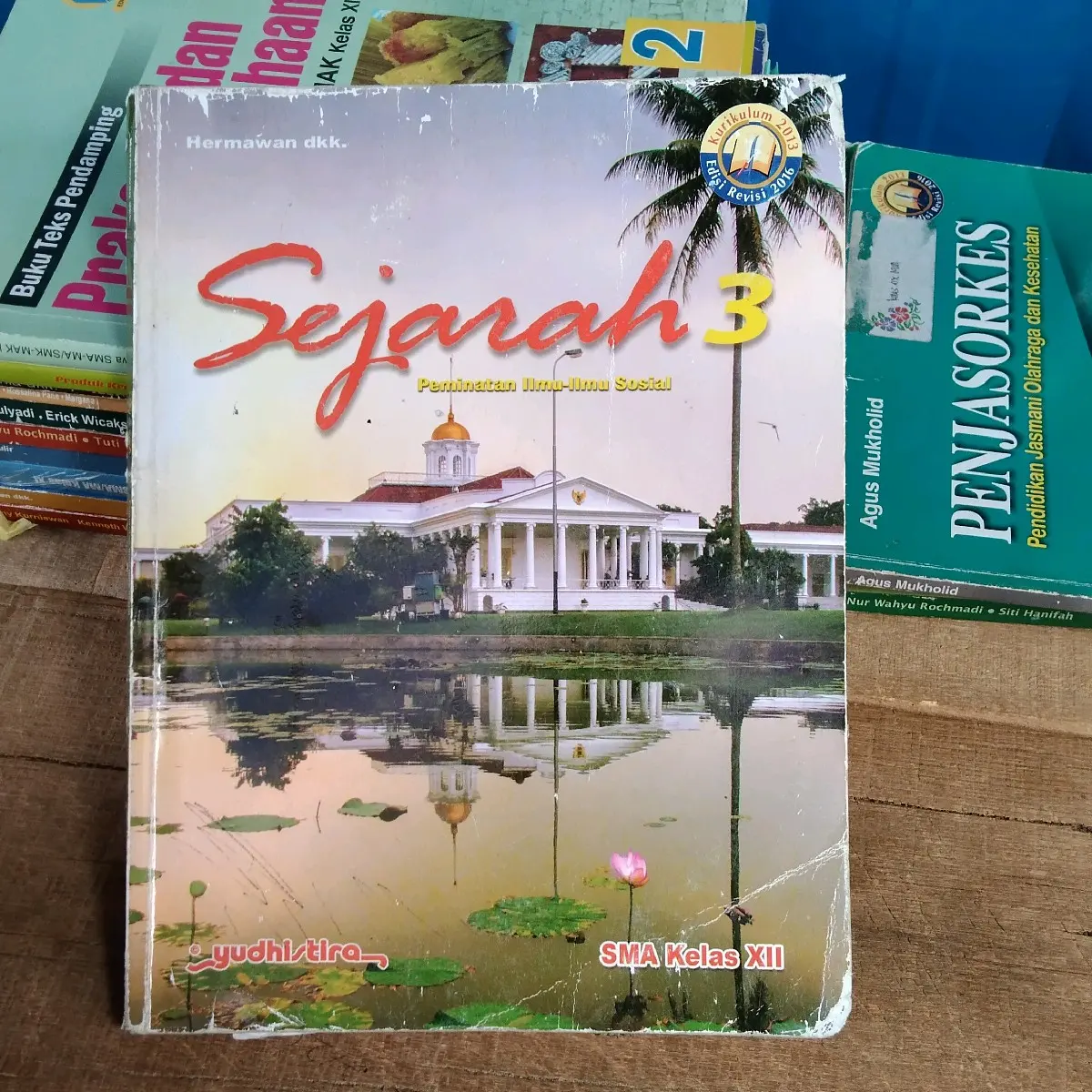 SEJARAH PEMINATAN KELAS 12 SMA