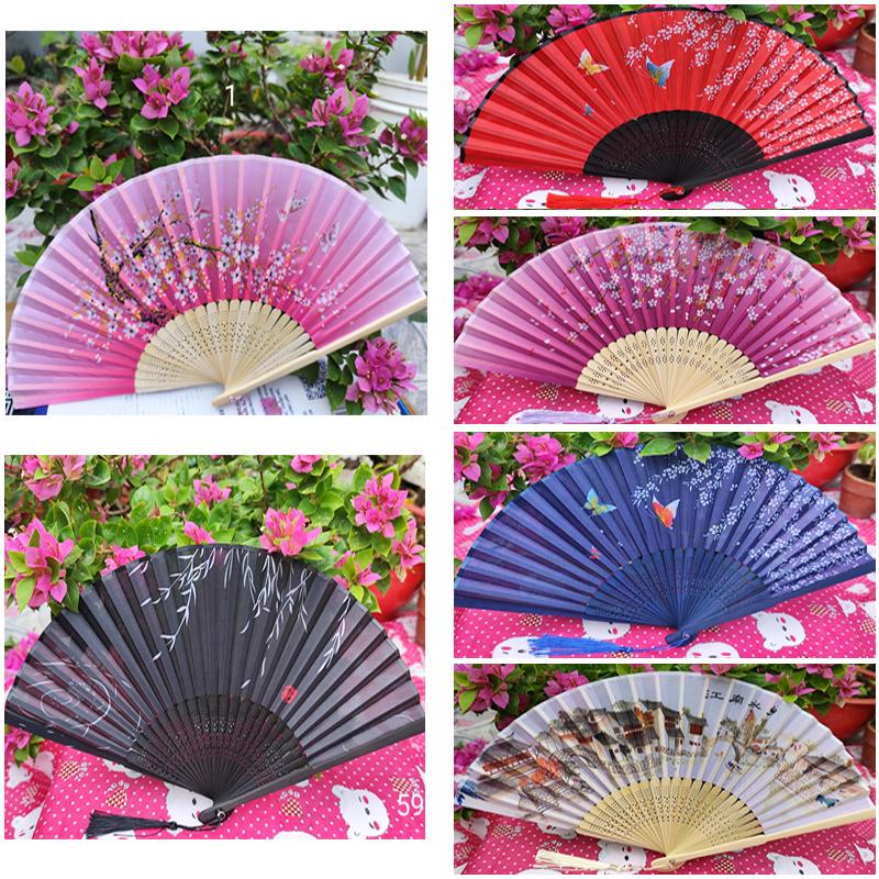 Quạt Cổ Trang Quạt Cầm Tay Bằng Vải Lụa Thân Tre Xếp Xòe Tròn Dùng Làm Trang Trí Quà Tặng Decor Trang Trí Nhà Đồng