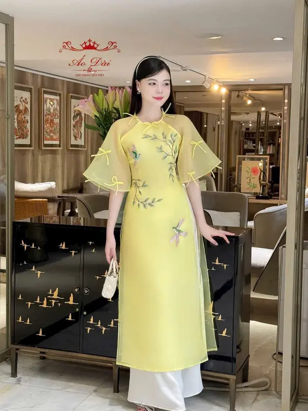 Áo Dài Cách Tân Nữ Tơ Thêu Họa Tiết Cao Cấp, Áo Dáng Suông Đính Nơ Nổi Bật Cá Tính 2