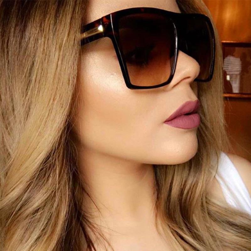 Product Introduction of New Large Frame Square Sunglasses Female Personality Metal Strip Sunglasses Trendy Glasses 1