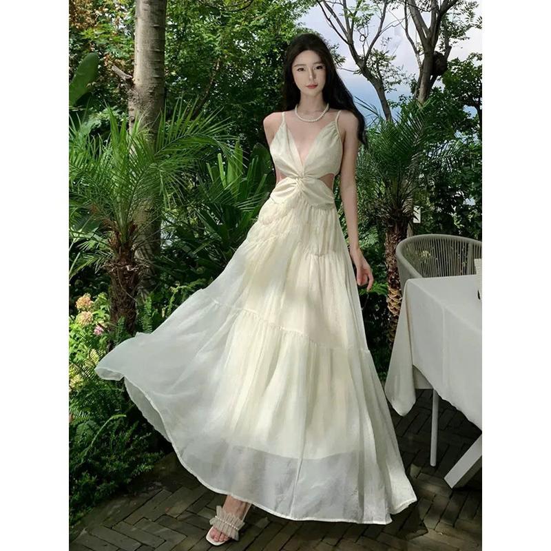Product Introduction of Đầm Maxi Váy Đi Biển Dáng Dài Xoắn Ngực May 2 Lớp Vải Voan Tơ QC Thiết Kế Hở Lưng Chiết Eo Sexy Cho Các Nàng Đi Biển 19