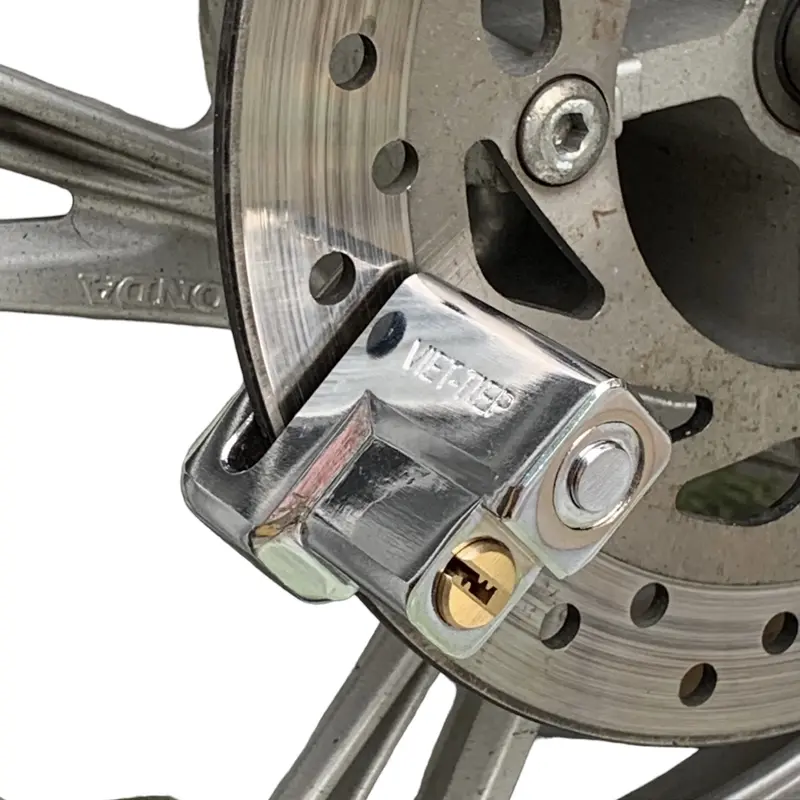Khóa đĩa xe máy Việt Tiệp 06972 chịu lực và không gỉ 2