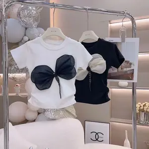 Kaos Santai Anak Perempuan Lengan Pendek Desain Korea Motif Kupu-Kupu Besar pada Kerah Bulat yang Lucu