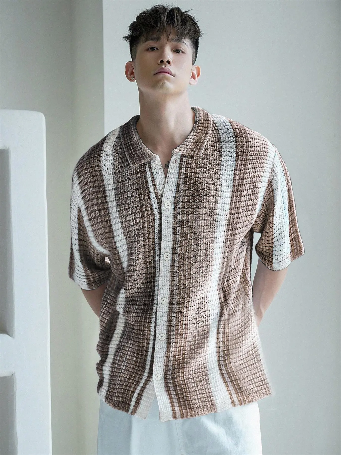 Men's Striped Print Button Front Collared Cardigan, Regular Fit Casual Drop Shoulder Half Sleeve Knitwear for All Seasons, Fashion Men's Knit Clothing for Daily Wear