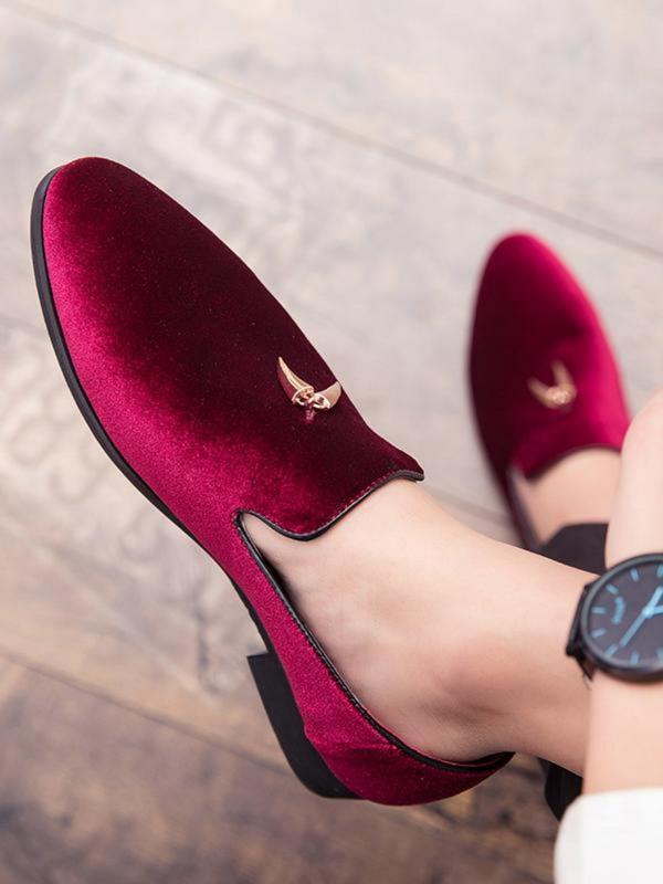Men's Minimalist Temperament Velvet Loafers, Trendy Pointed Toe Slip-on Loafers, Fashionable Shoes for Daily Wear 1