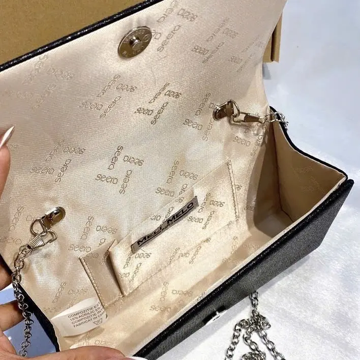 Clutch đá nắp gập size 20 2