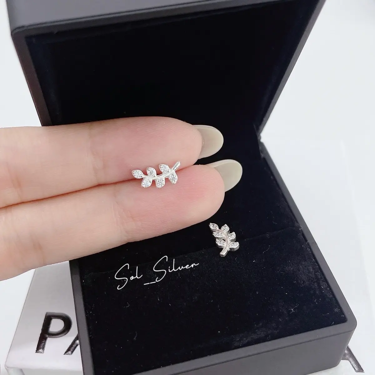 [029] Bông tai bạc hình lá bạc ta SolSilver