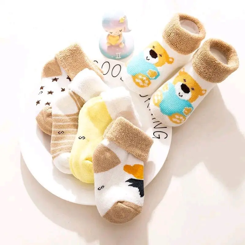 5 Pasang Kaos kaki bayi anak lucu kaos kaki karakter kaos kaki prewalker katun premium