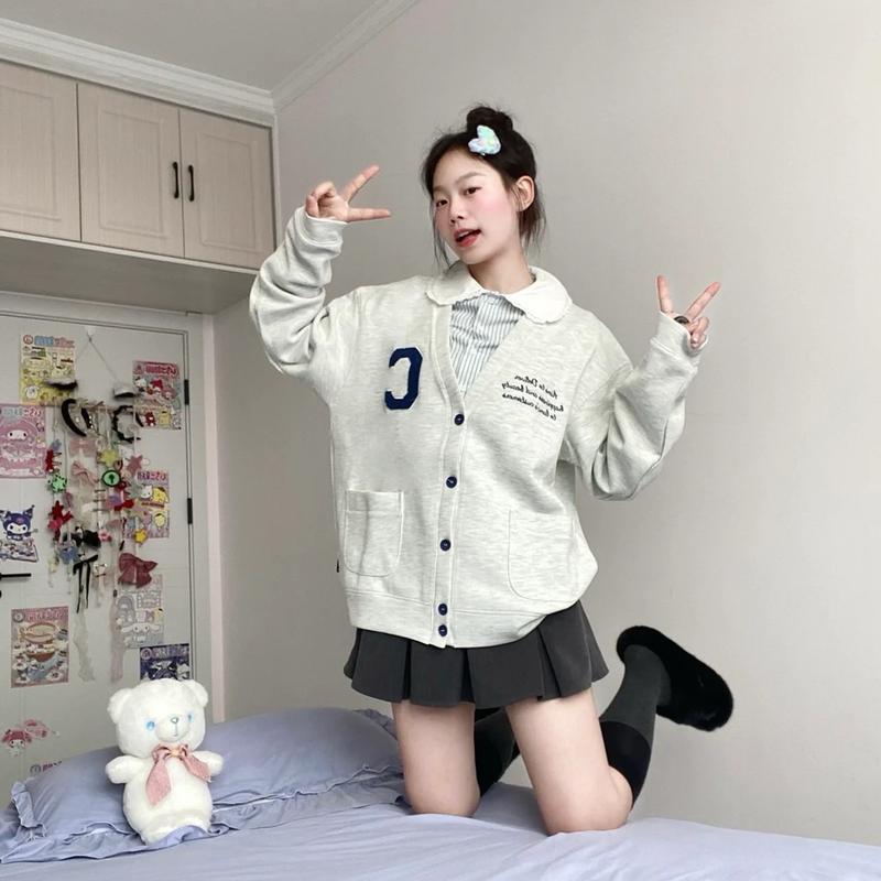 Áo Khoác Nỉ Bông From Rộng Cài Nút Caligan Nữ