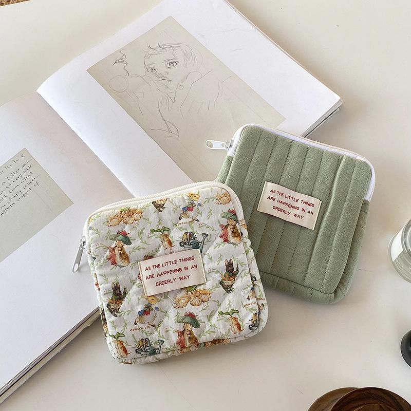 Product Introduction of Cute Portable Makeup Bag, Hygiene Cotton Bag, Earphone Bag, Lipstick Bag, Digital Organizer Bag 3