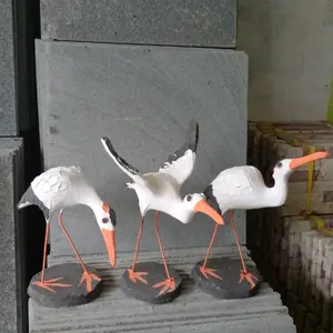 patung burung bangau / patung bango