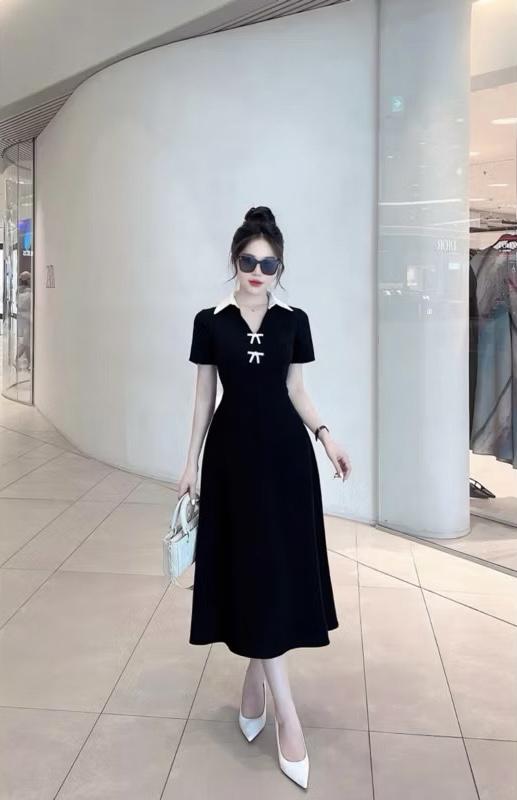 Product Introduction of Đầm tuyết mưa cổ V kèm tag đá 31