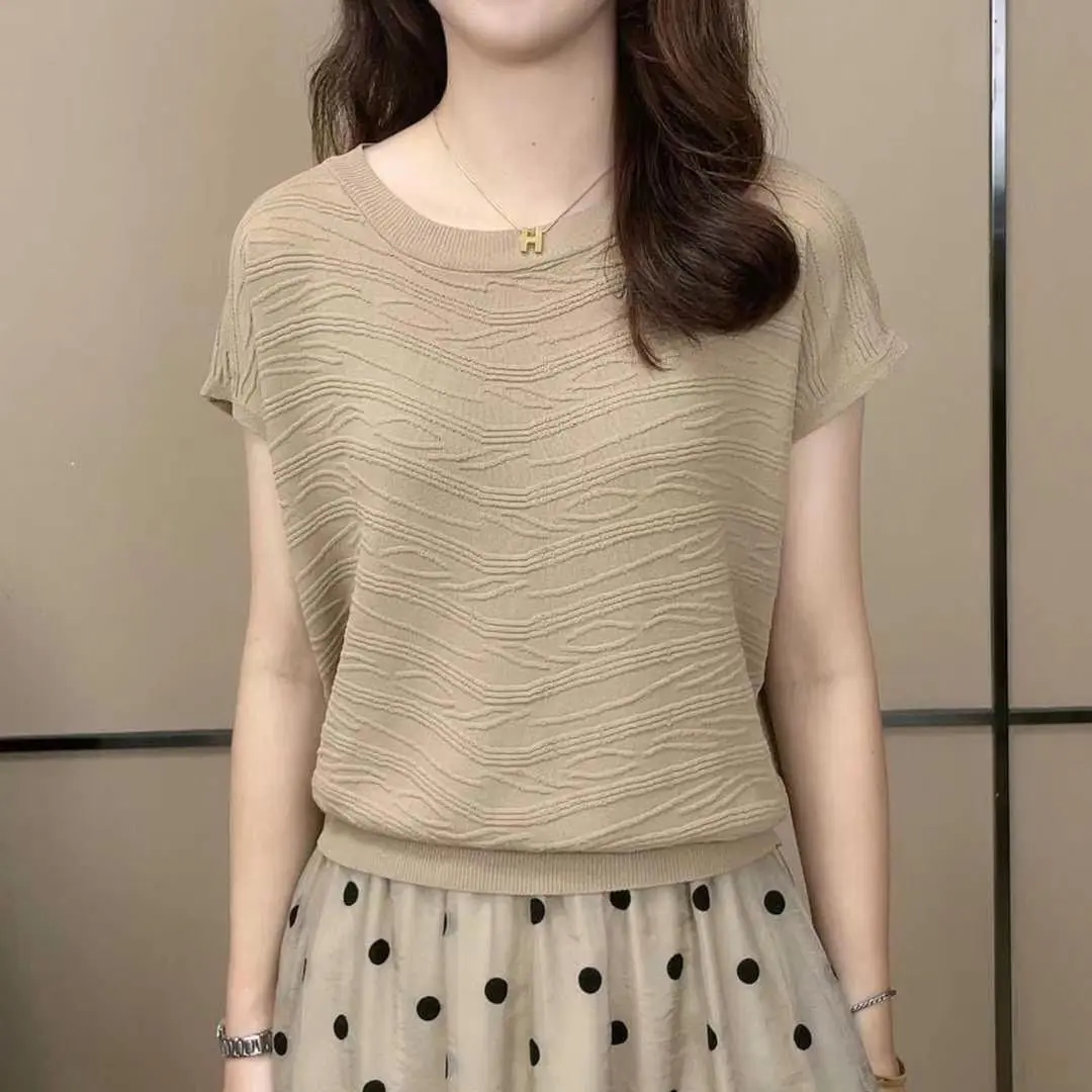 Áo Len Lụa Lạnh Dệt Kim, ngắn Tay, Dành Cho Nữ, Mỏng Và Dáng Rộng Vừa Vặn, Ngoại Cỡ, Thích Hợp Cho Mùa Hè, Hiệu Ứng Xếp Ly, Dễ Phối Đồ, Giấu Kiểu Flab, Áo Mỏng, Hàng Mới Về, [Chợ]