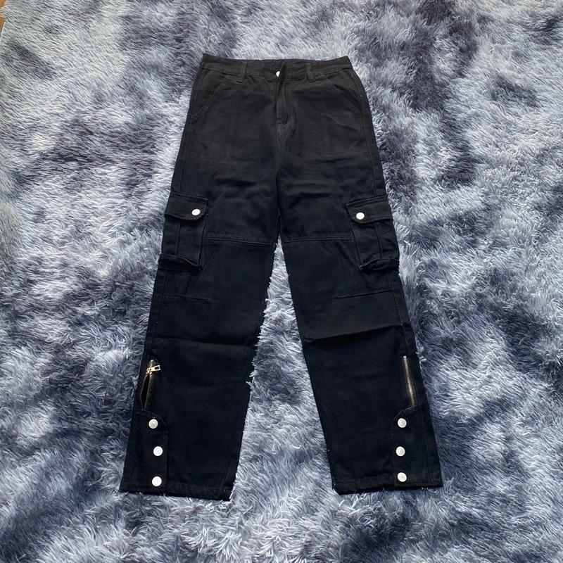 Quần jean nam dáng rộng khuy khoá gấu màu đen cạp thường ống suông Menswear